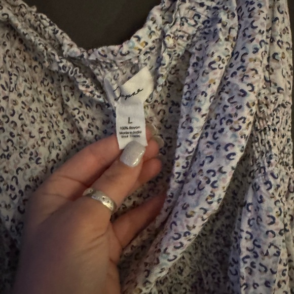 Romper - Picture 2 of 2